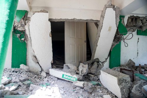 Earthquake-damaged hospital  
