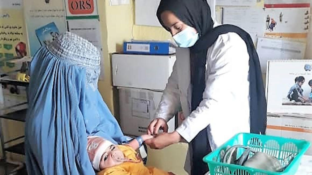 Afghanistan : dans les zones rurales, les maisons de santé familiale sauvent…