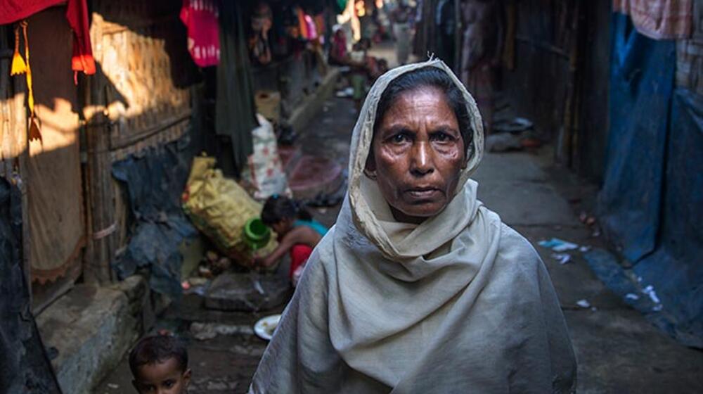 A medida que la crisis de refugiados de Rohingya se intensifica, las mujeres emergen como las que responden en primera línea