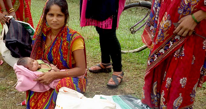 Inondations au Népal : femmes enceintes et jeunes mères en danger 