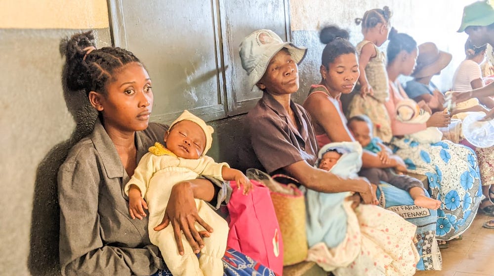 Les naissances ne s’arrêtent pas pendant les crises : l’accouchement d’une femme à Madagascar en plein cyclone Freddy