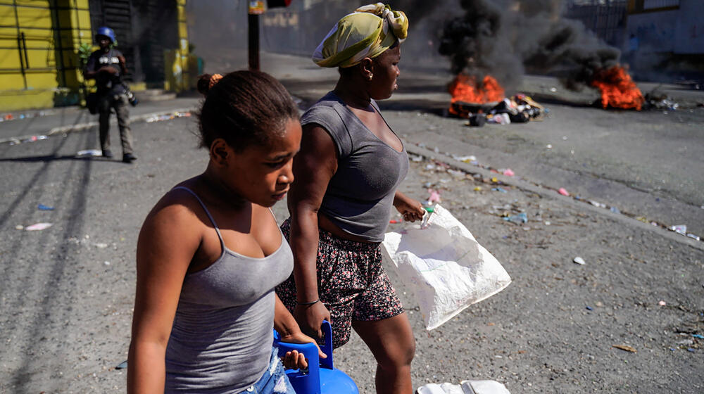 Elevada violencia, crisis de combustible y un brote de cólera: Haití sumida en una «catástrofe humanitaria»