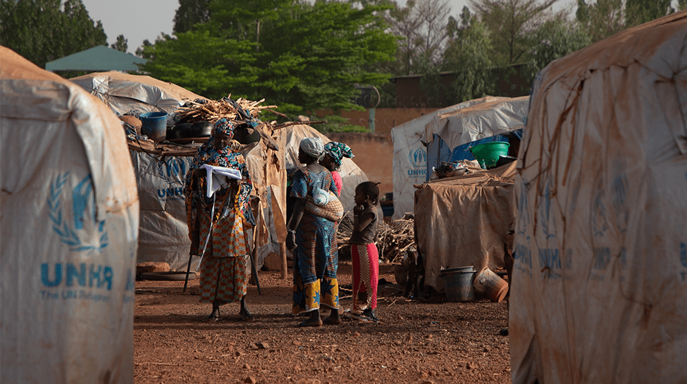 Au Mali, le conflit a des conséquences dramatiques pour les femmes enceintes,…