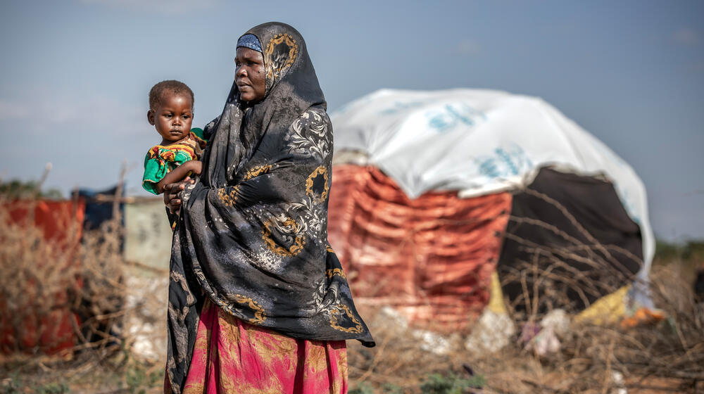 Una sequía histórica azota el Cuerno de África: las mujeres y las niñas cambian una crisis por otra