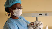 El servicio de SMS de Eswatini ayuda a las mujeres a acceder a planificación familiar y alimentos en la pandemia