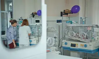 Un hôpital moldave offre aux réfugiées ukrainiennes un accès aux…